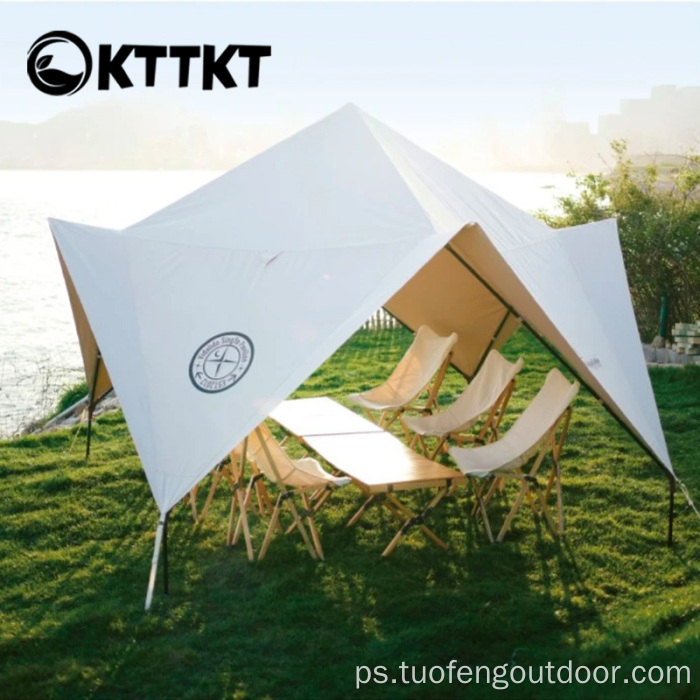 د څلور رسیدلي چت سره بهر لوی خیمه